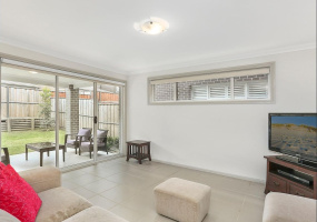 25 Horatio Ave, NSW 2153, 3 Bedrooms Bedrooms, ,2 BathroomsBathrooms,House,Let,Horatio Ave,1200